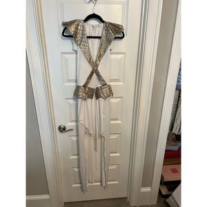 Women’s Mother of Dragons Greek Roman Goddess Halloween costume NWOT medium